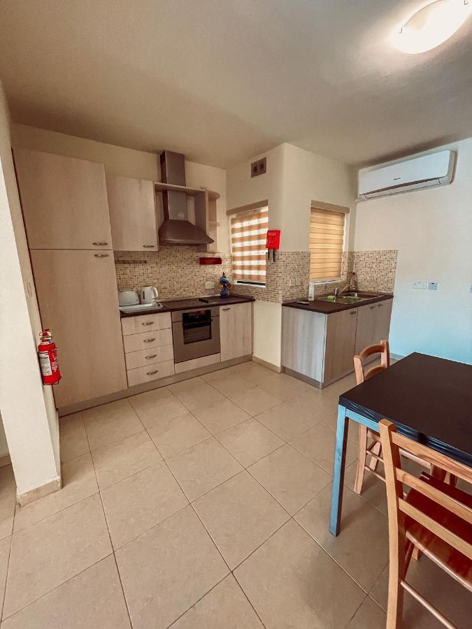 Stresa Court Apartments Saint Julian's 외부 사진