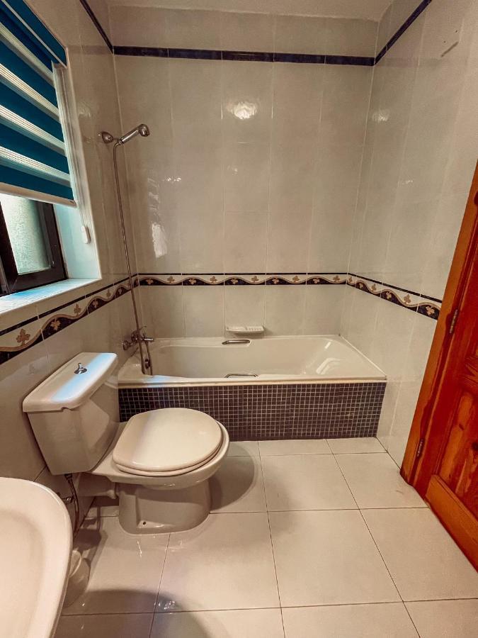 Stresa Court Apartments Saint Julian's 외부 사진